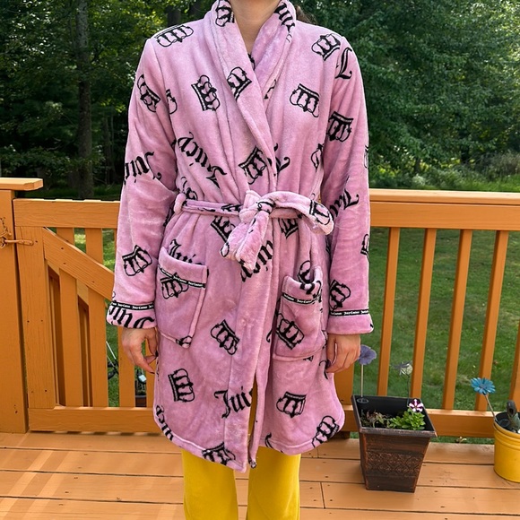 Juicy Couture | Intimates u0026 Sleepwear | Juicy Couture Pink Crown Luxe Robe  | Poshmark
